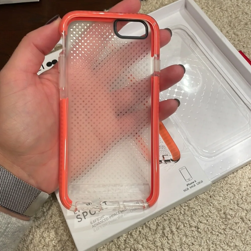 Tech21 Evo Mesh Sport Phone Case iPhone 6/8